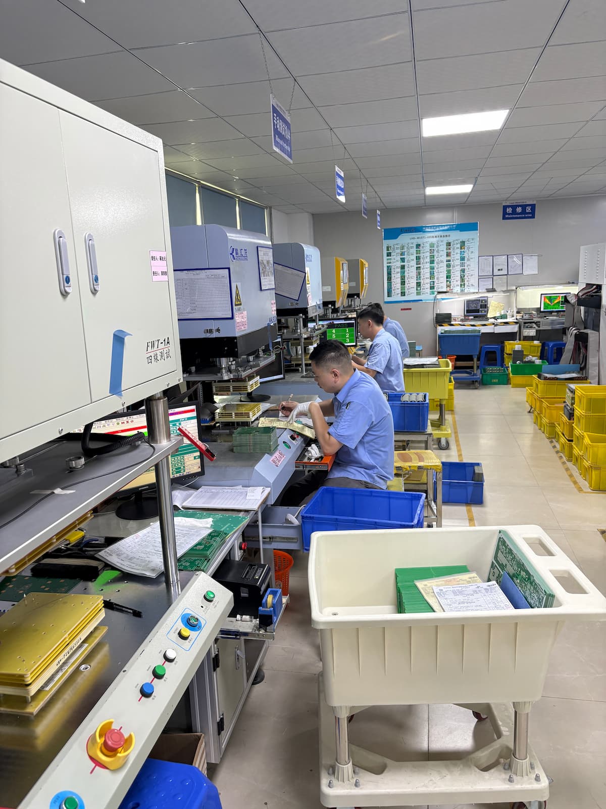 Linked Electronics Co., Limited final quality control inspection room for PCB and PCBA